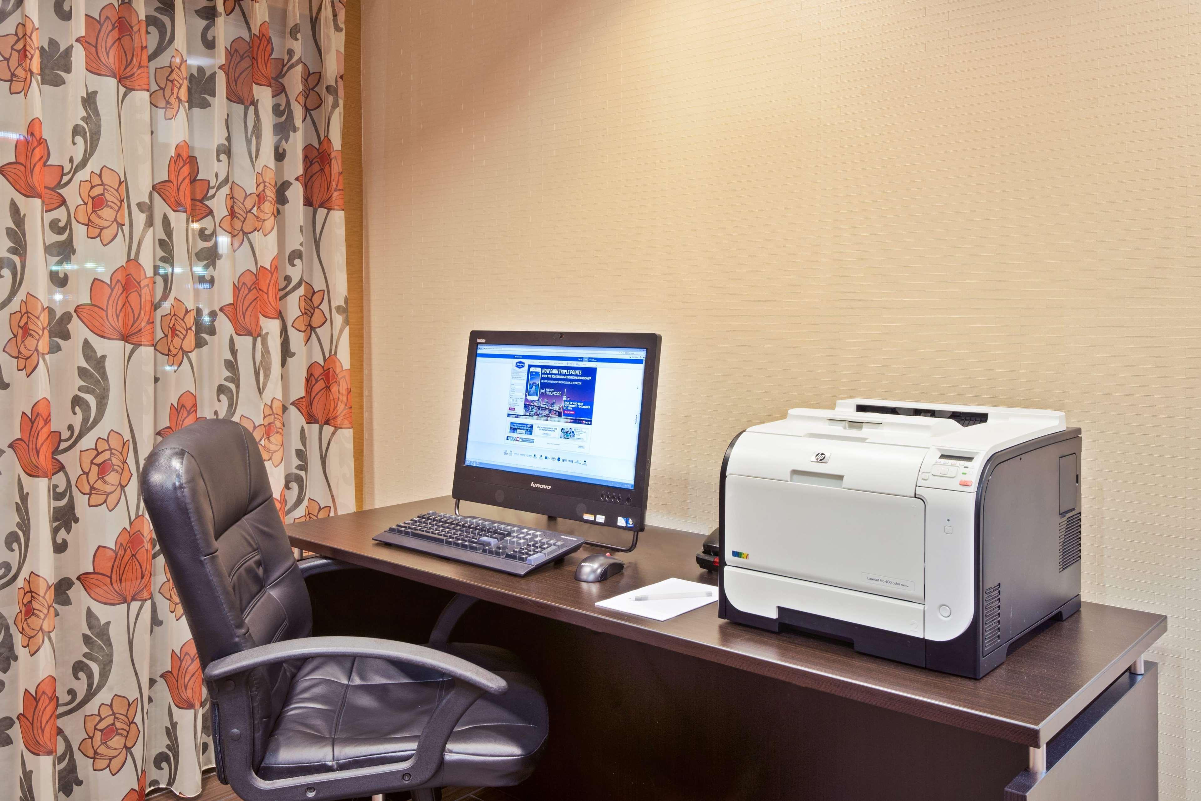Hampton Inn Winfield Teays Valley Екстер'єр фото